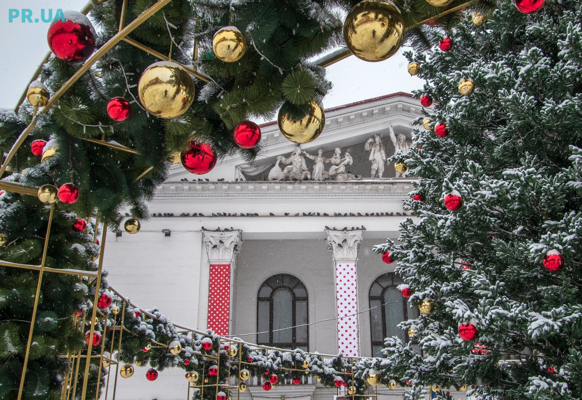 Казка повернулася у Маріуполь.