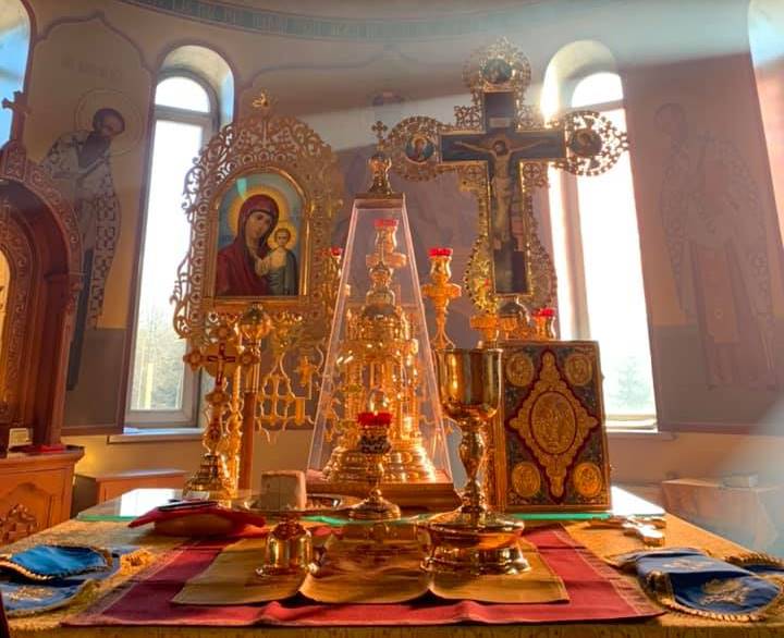 Православні маріупольці святкують Стрітення