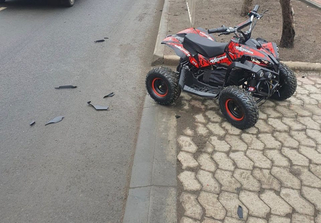 У Маріуполі «Шкода» збила дитину на дитячому електроквадроциклі