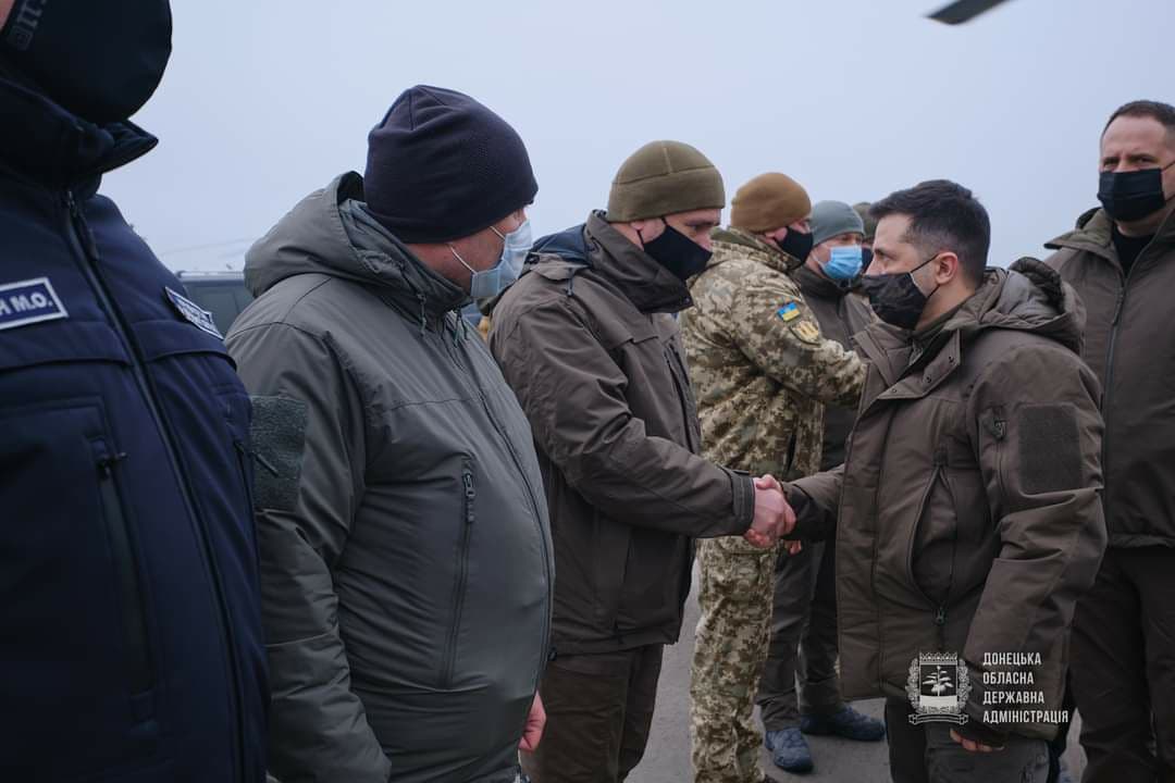 Зеленський разом з послами країн «Великої сімки» приїхав на Донбас