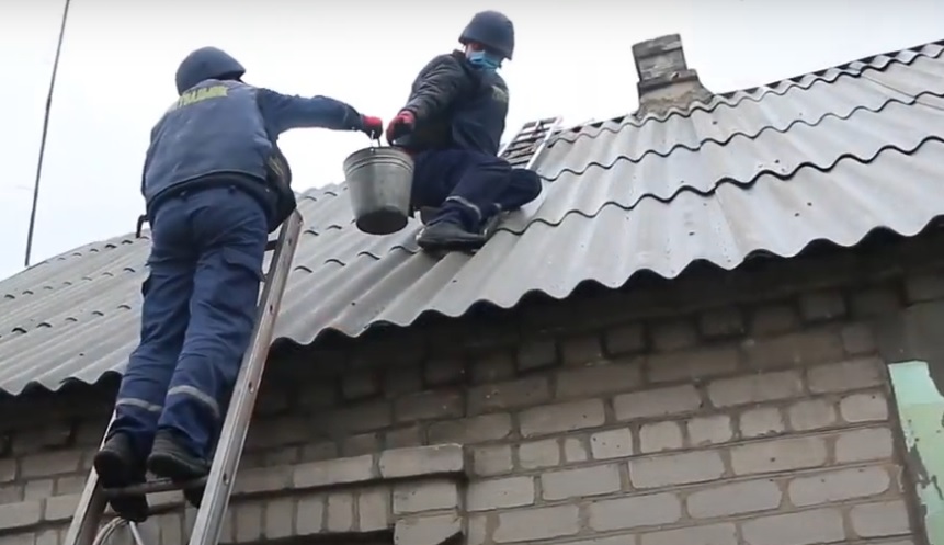 На Донеччині після обстрілів відновили більше півсотні будинків