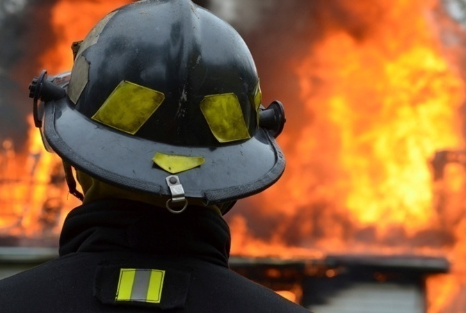 У Маріуполі під час пожежі на теплотрасі загинула людина
