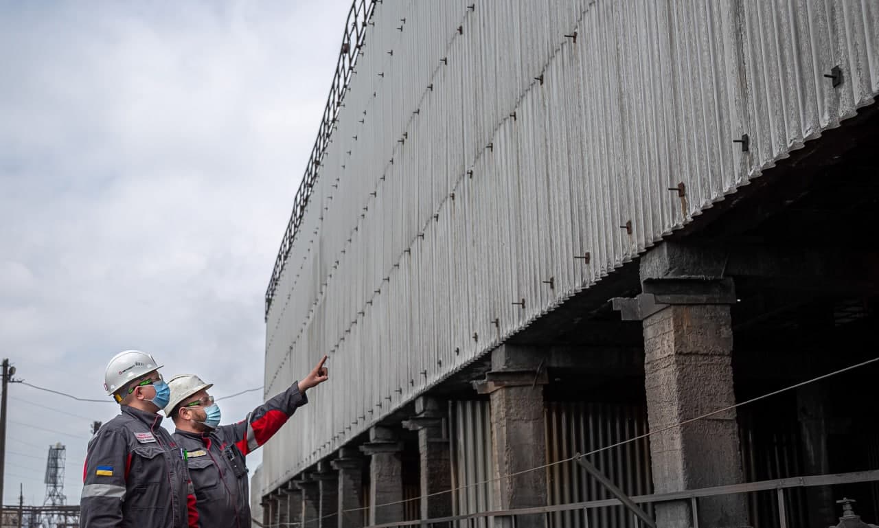 «Азовсталь» капитально обновляет агрегаты: в ремонте градирня