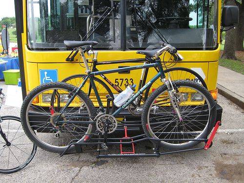 Маріупольцям потрібні кріплення для велосипедів на громадському транспорті
