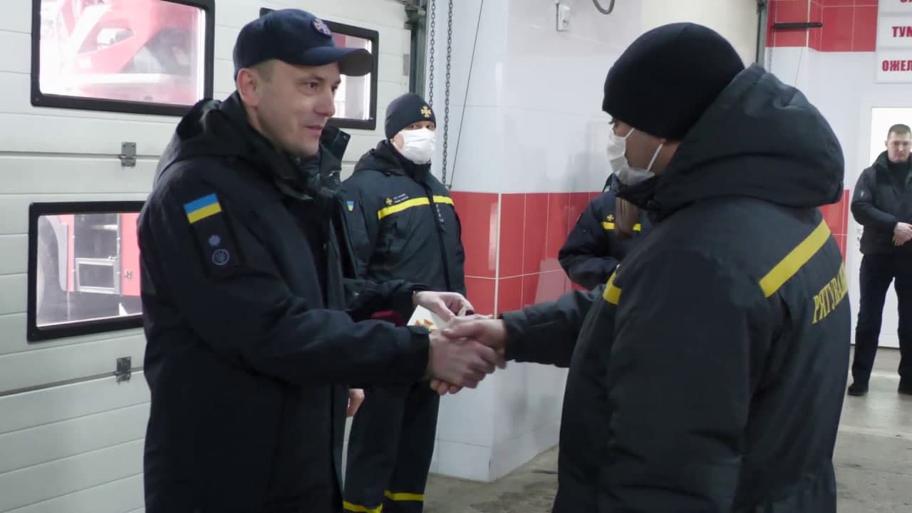 Міністр МВС та Глава ДСНС відвідали Маріуполь (ВІДЕО)