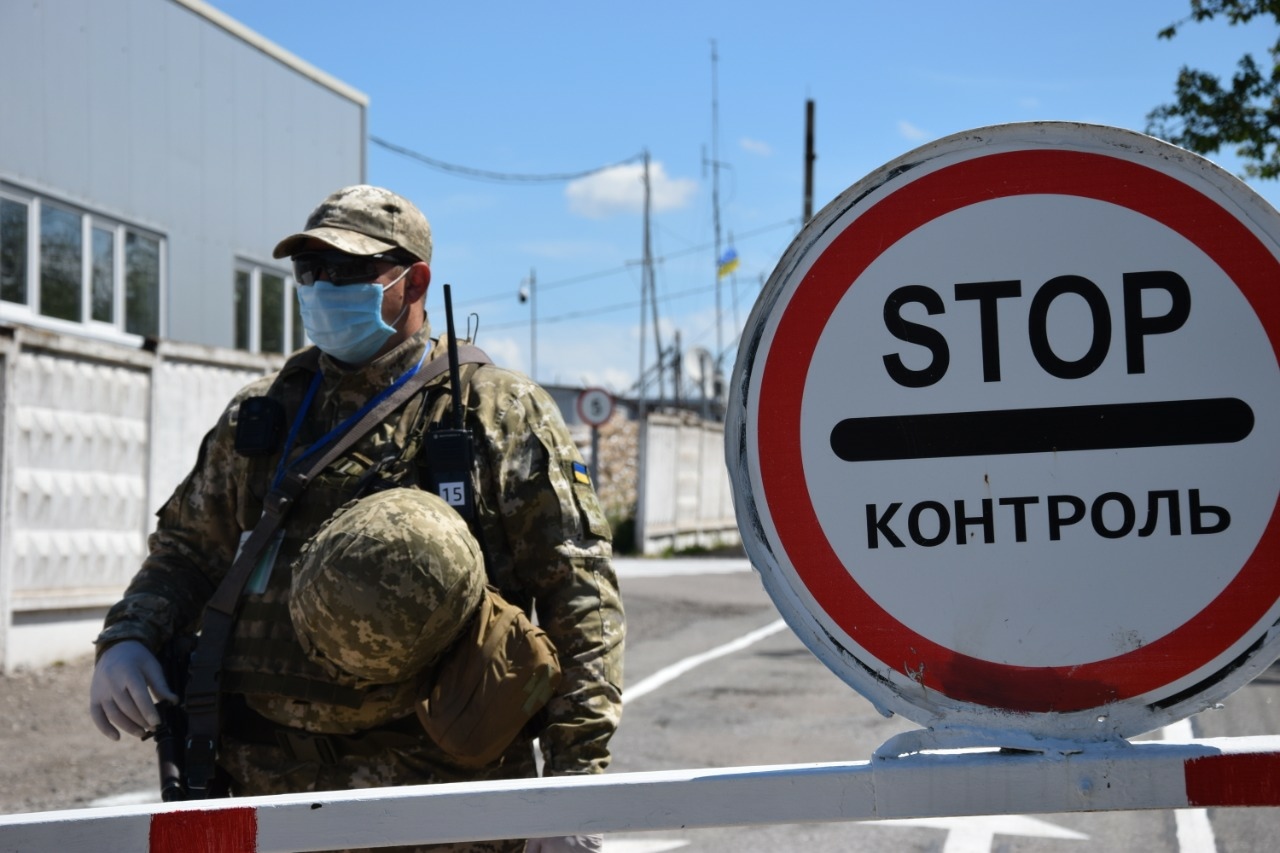 Україна зняла карантинні обмеження при перетині КПВВ на Донбасі та Криму