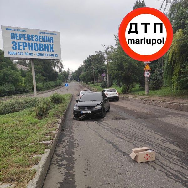 У Маріуполі п'яний водій без прав скоїв ДТП (ФОТО)