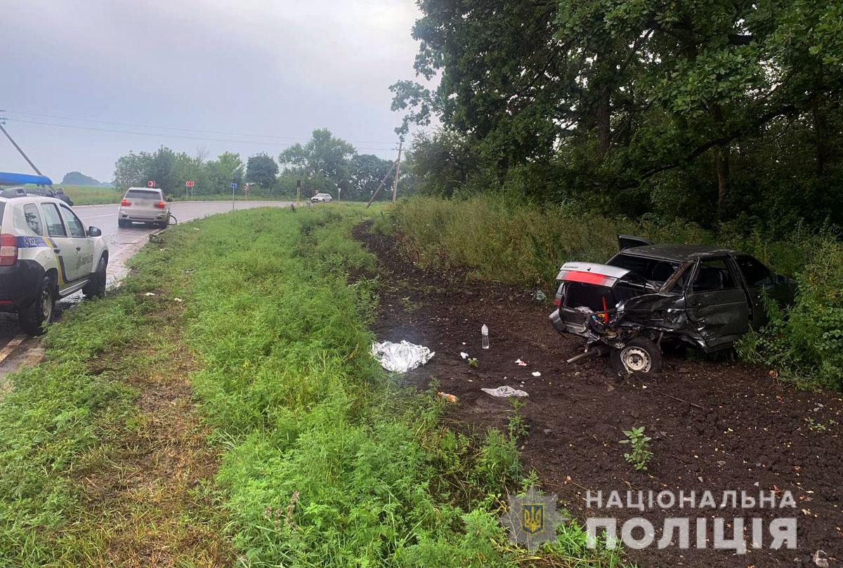 Виїхав на зустрічну: в Маріуполь після аварії привезли дитину у важкому стані (ФОТО)