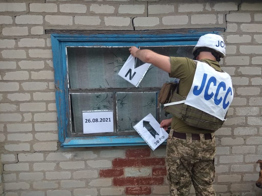 З гранатометів бойовики обстріляли житлові будинки на Донеччині (ФОТО)