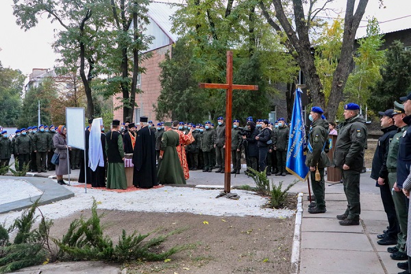 У Маріуполі заклали капсулу під будівництво каплиці (ФОТО)