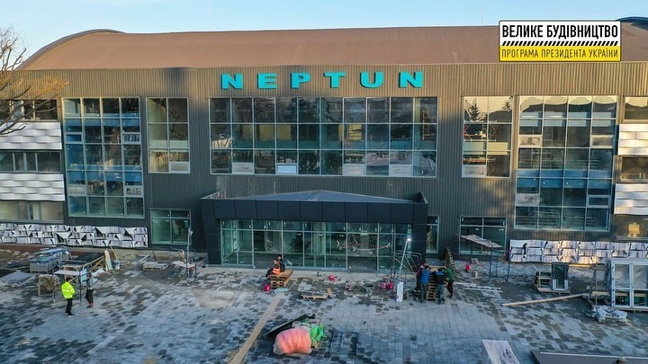У Маріуполі наприкінці листопада має відкритися плавбасейн ”Нептун” (ФОТО)