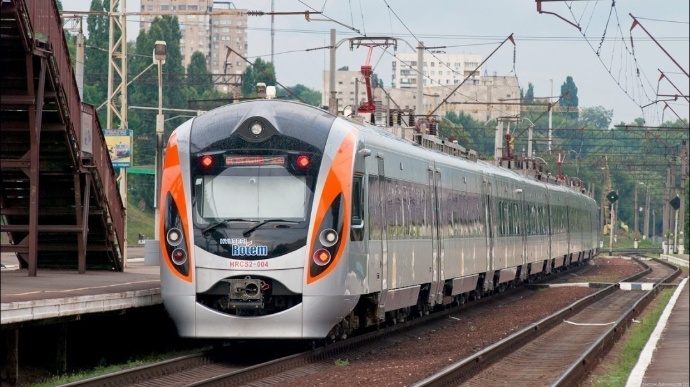 Швидкісний поїзд ”Інтерсіті” планують запустити до Маріуполя