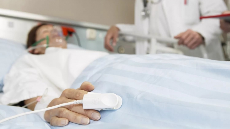 У маріупольській лікарні від коронавірусу помер підліток