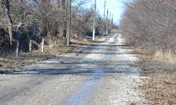 У Маріуполі у селищі Піщаному відремонтували проблемну вулицю