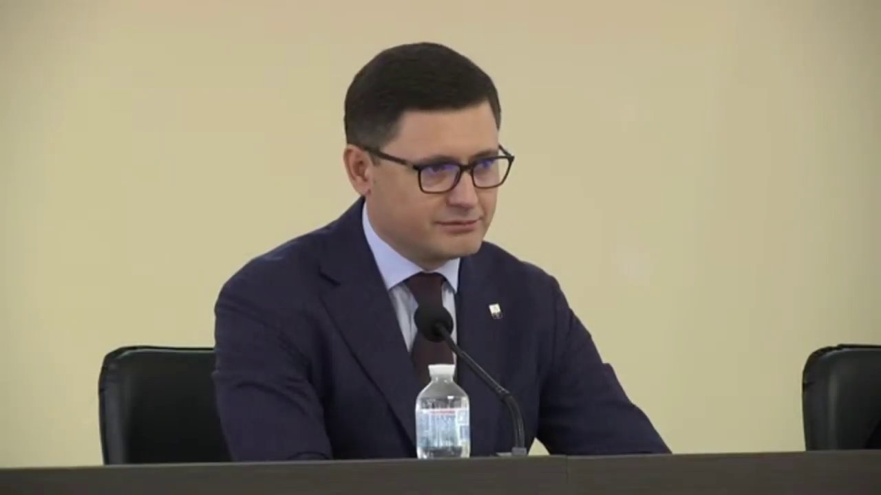 ”Ми продовжуємо розвивати наше прекрасне місто Маріуполь. Усі комунальні підприємства працюють у штатному режимі”, - Вадим Бойченко (ВІДЕО)