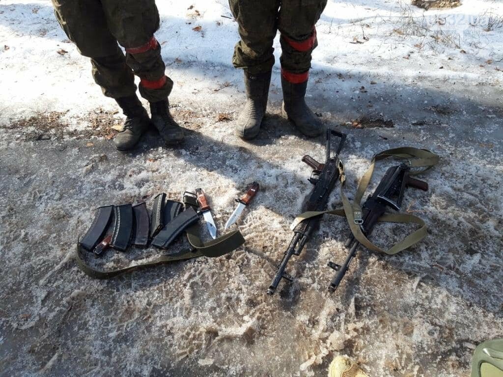 Двох російських окупантів взяли в полон