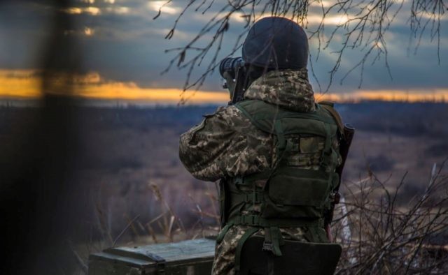 Маріуполь здригався від гучних залпів: бойовики застосували в зоні ООС важке озброєння